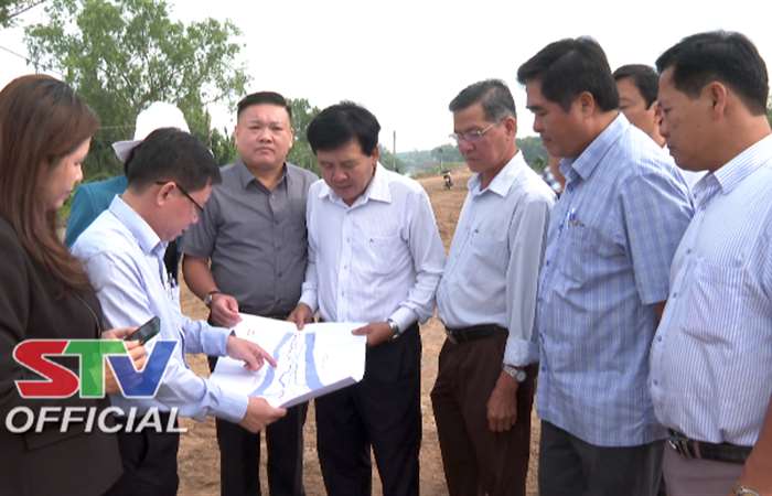 Ban Kinh tế - Ngân sách HĐND tỉnh giám sát tiến độ hạng mục công trình nâng cấp đê sông, đê biển trên địa bàn huyện Cù Lao Dung
