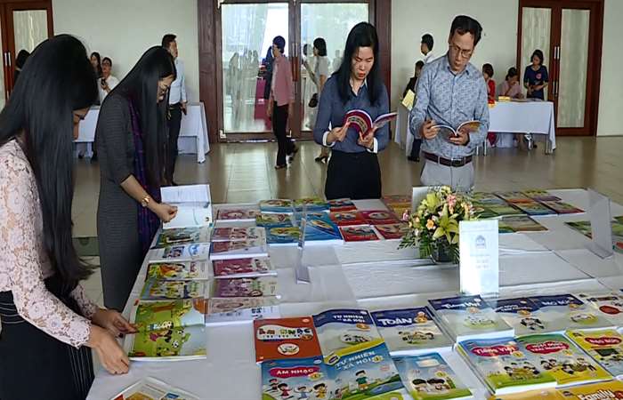 Bộ Giáo đục Đào tạo đang nhận hồ sơ thẩm định sách giáo khoa lớp 2 và 6