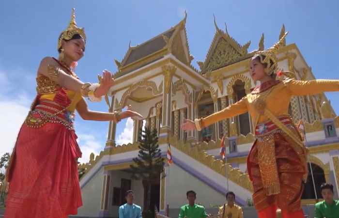  Câu chuyện văn hóa tiếng Khmer (01-04-2022)