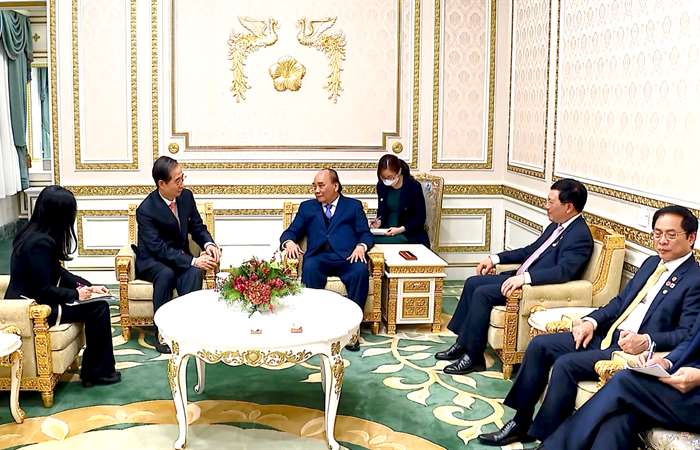 Chủ tịch nước Nguyễn Xuân Phúc hội kiến Thủ tướng Hàn Quốc