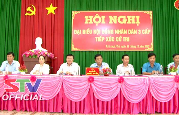 Đại biểu HĐND tiếp xúc cử tri xã Long Phú