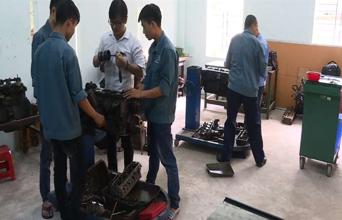 Đề xuất giảm học phí cho học sinh trường nghề