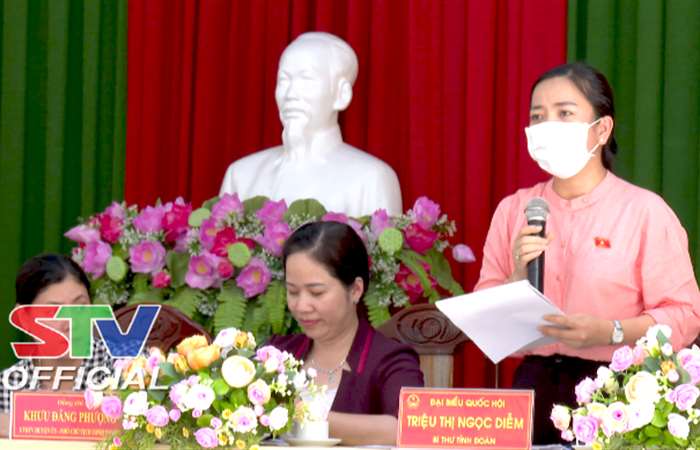 Đại biểu Quốc hội tiếp xúc cử tri thị trấn Lịch Hội Thượng, huyện Trần Đề