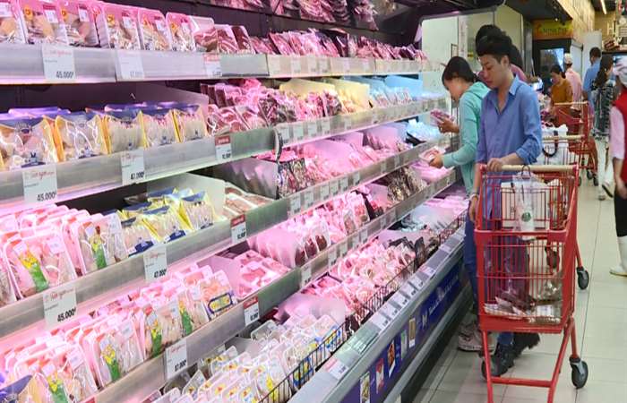 Doanh nghiệp được nhập không giới hạn thịt heo