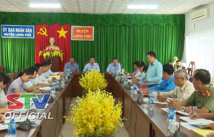   Họp tổ đại biểu HĐND tỉnh Sóc Trăng (đơn vị huyện Long Phú)