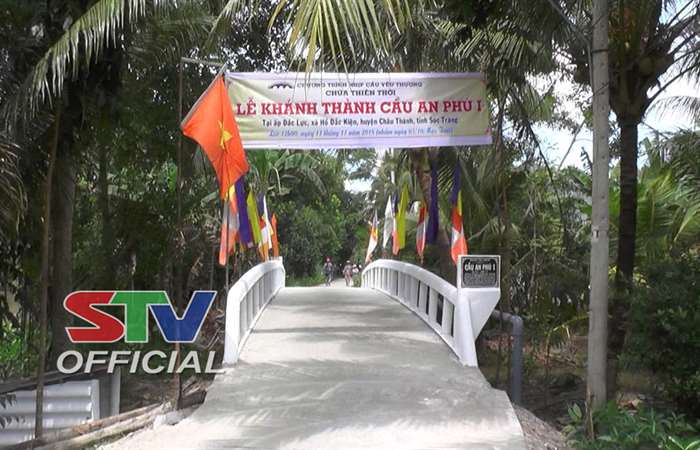 Khánh thành cầu cầu giao thông nông thôn