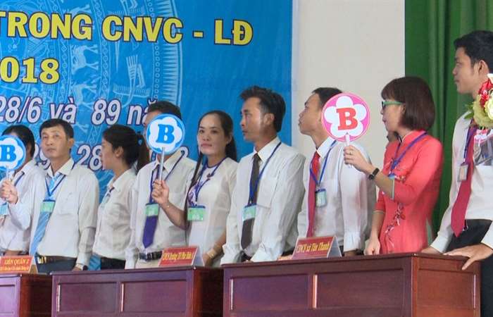 Long Phú  tổ chức Hội thi Tìm hiểu kiến thức pháp luật và gia đình 