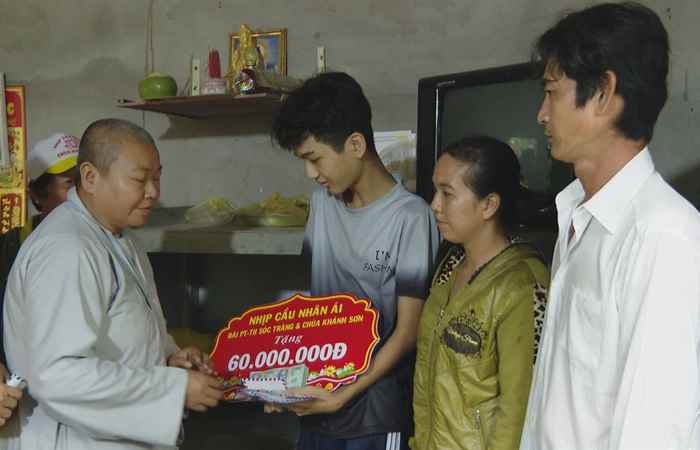 Minh Phú - Cậu học trò bệnh ung thư máu rất cần được giúp đỡ (09-11-2022)