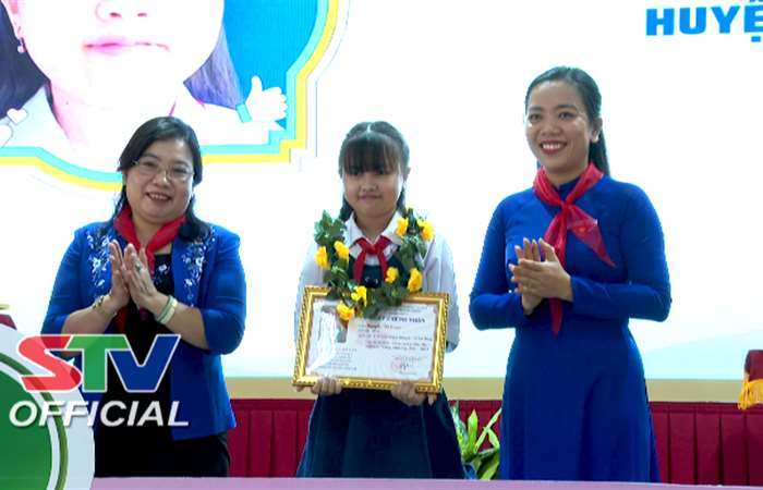 Hội đồng Đội tỉnh Sóc Trăng tuyên dương 166 đội viên, học sinh đạt danh hiệu Cháu ngoan Bác Hồ