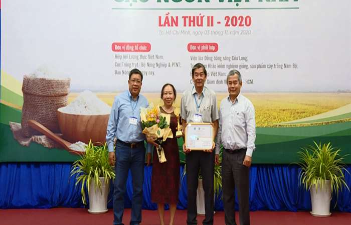 ST 25 giữ vững danh hiệu gạo ngon nhất Việt Nam