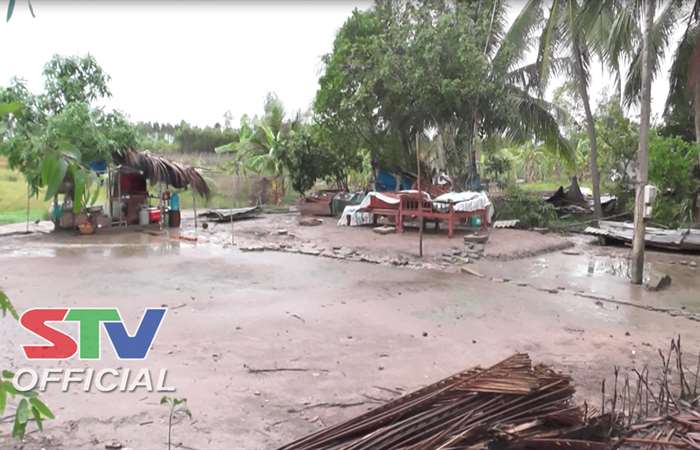 Thạnh Trị: 10 hộ bị hư hại nhà cửa do mưa giông gây ra