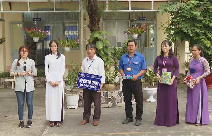  Tiếp bước cho em đến trường (11-03-2023)