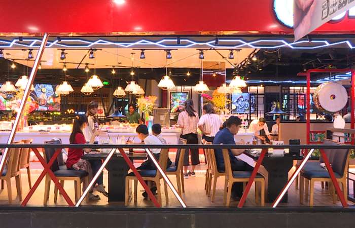 TP. HCM chính thức cho phép nhà hàng, quán ăn phục vụ tại chỗ
