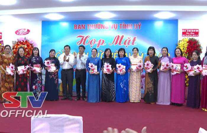 Ban Thường vụ Tỉnh ủy Sóc Trăng họp mặt nhân kỷ niệm Ngày thành lập Hội Liên hiệp Phụ nữ Việt Nam 20-10