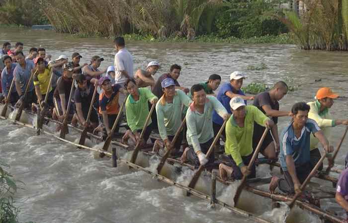 Các đội ghe Ngo huyện Trần Đề sẵn sàng cho ngày hội lớn