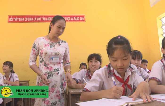 Cô Dương Diễm Thúy người giáo viên gương mẫu, tận tụy, yêu nghề (28-06-2020)
