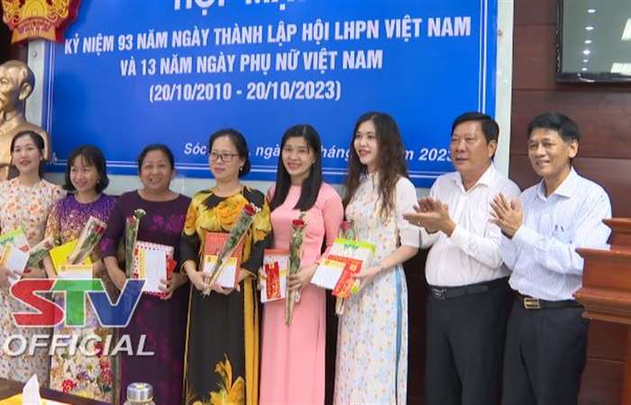 Công đoàn Văn phòng đoàn ĐBQH và HĐND tỉnh Sóc Trăng họp mặt nhân Ngày Phụ nữ Việt Nam 20-10