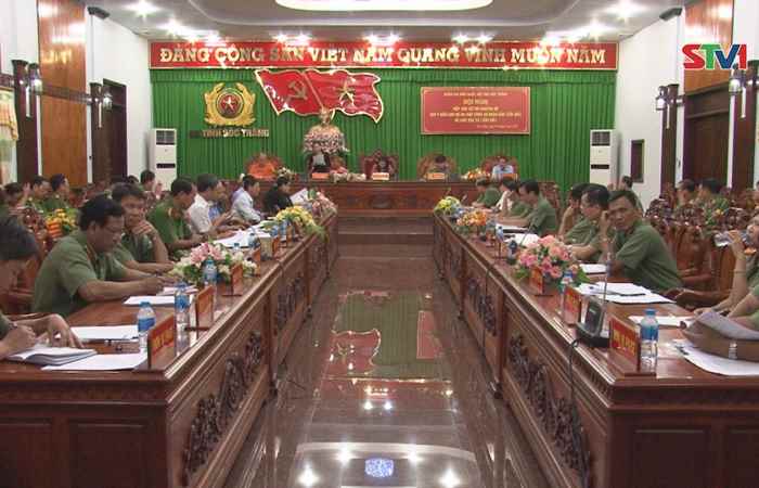 Đại biểu Quốc hội Sóc Trăng hội nghị tiếp xúc cử tri 