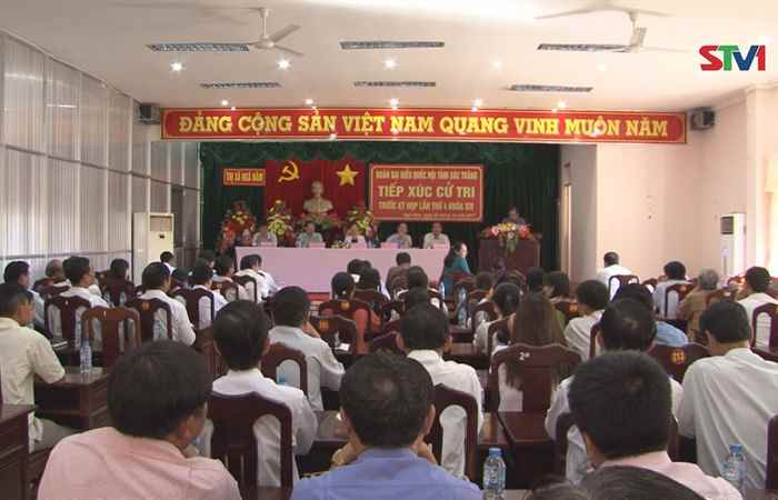 ĐBQH tỉnh Sóc Trăng tiếp xúc cử tri thị xã Ngã Năm