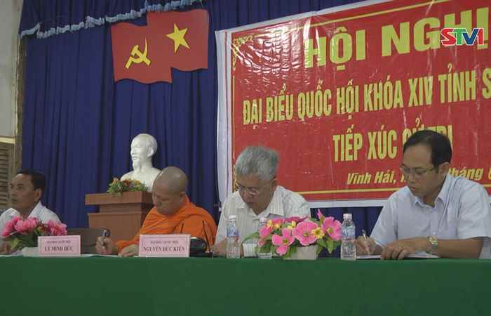 Đoàn đại biểu quốc hội tỉnh Sóc Trăng tiếp xúc cử tri  xã Vĩnh Hải, thị xã Vĩnh Châu