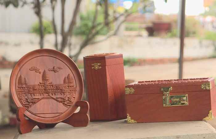 Hành trình khởi nghiệp - Thanh niên Triệu Khang với nghề điêu khắc gỗ (03-05-2021)