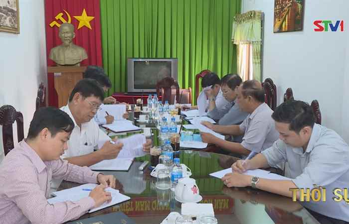 Họp hội đồng thi thăng hạng chức danh nghề nghiệp đối với viên chức chuyên ngành y tế tỉnh Sóc Trăng