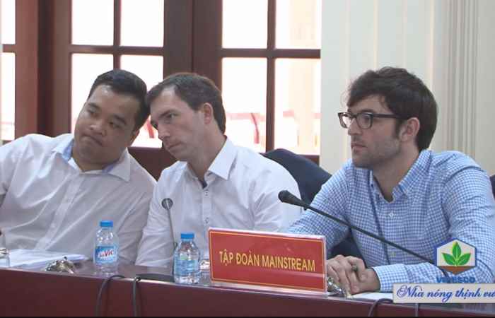 Lãnh đạo tỉnh Sóc Trăng làm việc với  tập đoàn Phú Cường về dự án điện gió