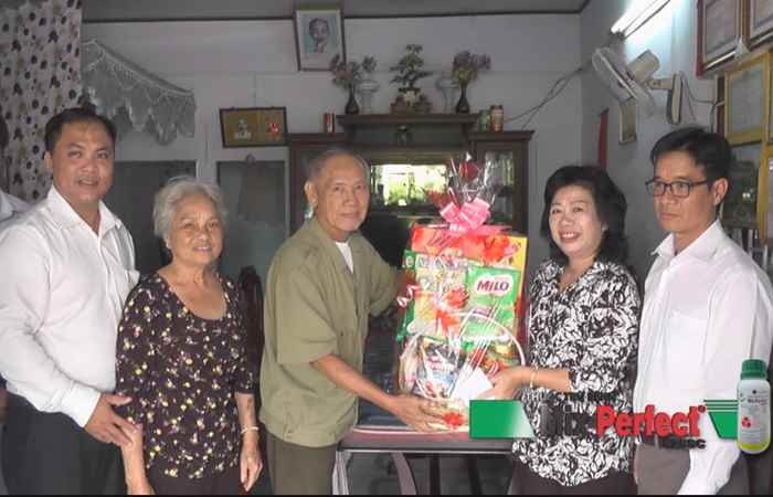 Lãnh đạo tỉnh Sóc Trăng thăm, tặng quà ở huyện Châu Thành