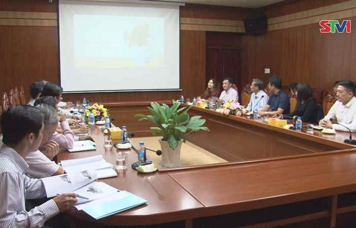Lãnh đạo UBND tỉnh Sóc Trăng làm việc với công ty Dragon Joy International Engineering Hồng Kông