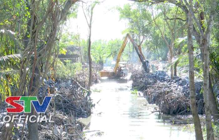 Mỹ Xuyên: Nhiều địa phương vượt chỉ tiêu thủy lợi nội đồng