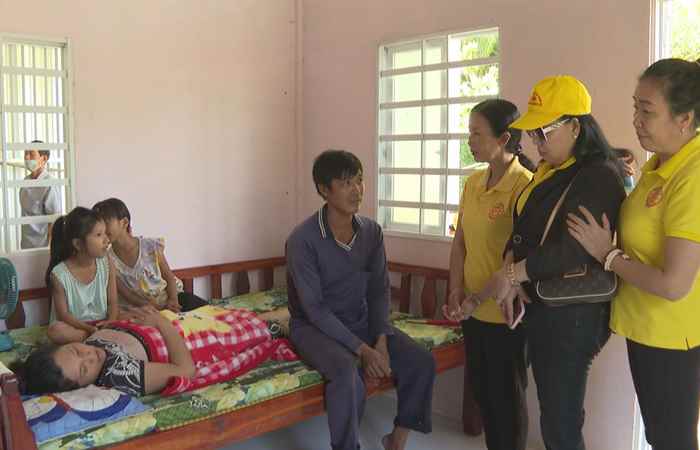 Bị bệnh lao cột sống hiểm nghèo, chị Nguyễn Thị Y rất cần được giúp đỡ (25-10-2023)
