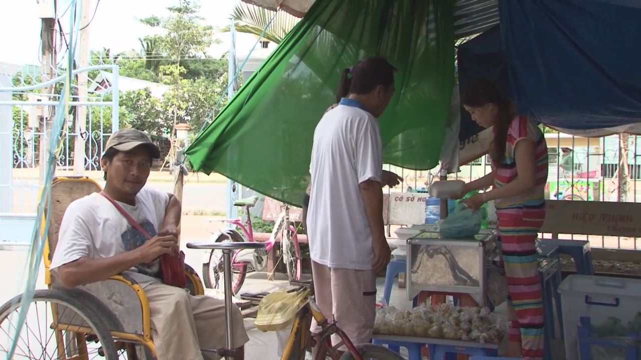 Phóng sự-Quán cơm 2 ngàn 17-07-2016