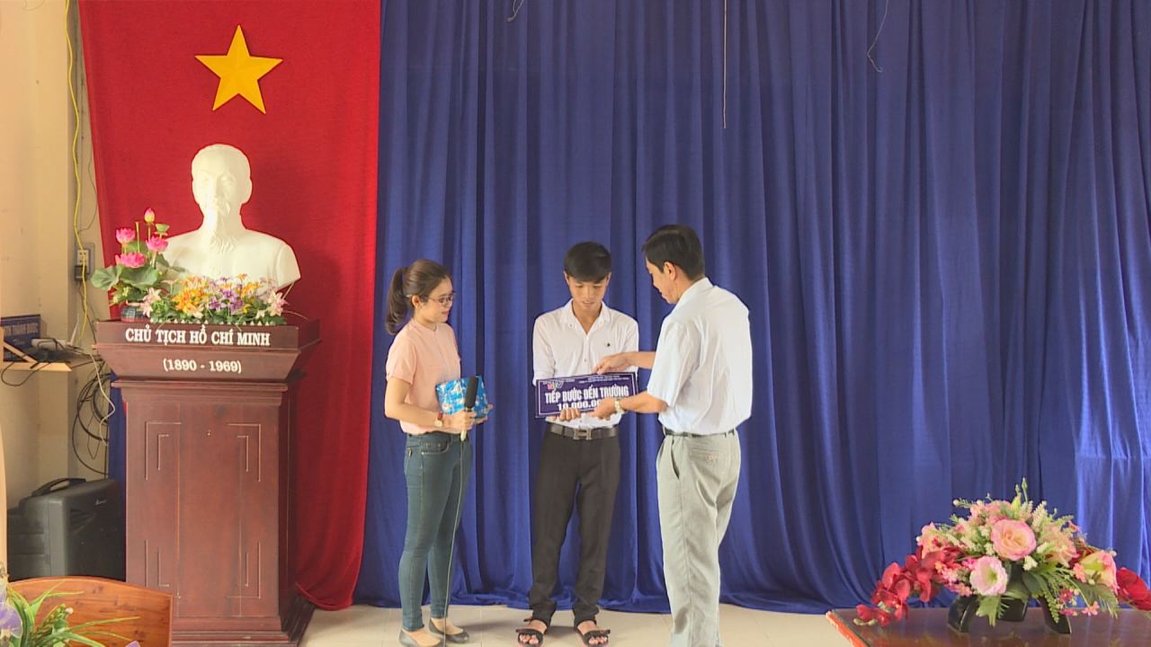 Tiếp bước cho em đến trường 02-11-2016