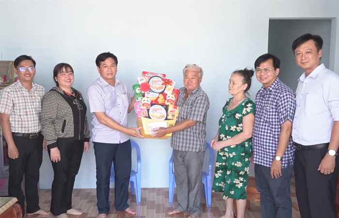 Trần Đề: Nổ lực hoàn thành hỗ trợ nhà ở cho người có công trước ngày 30-4
