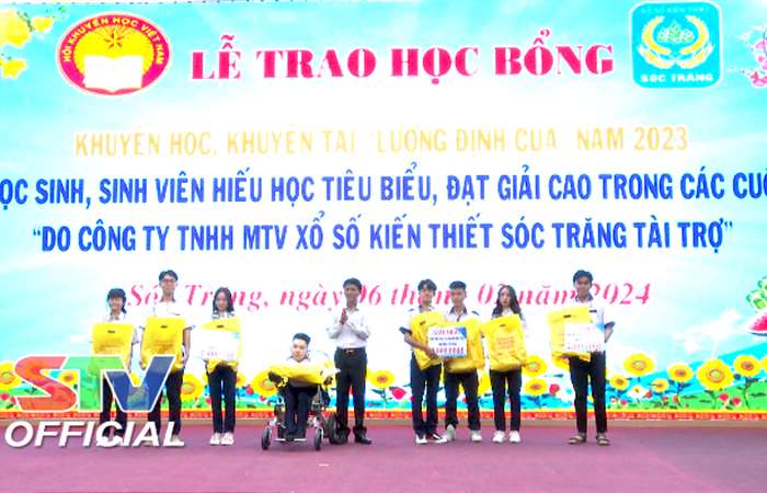 Trao 391 suất học bổng Lương Định Của năm 2023 cho học sinh, sinh viên tiêu biểu tỉnh Sóc Trăng 