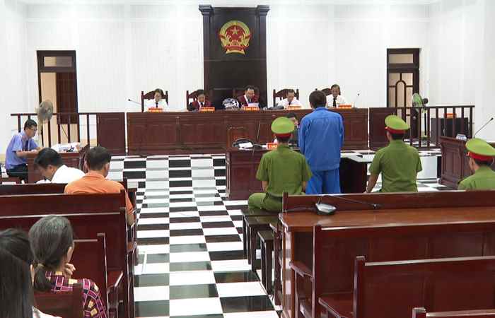 Tuyên truyền phòng chống tham nhũng qua các phiên tòa xét xử án tham nhũng (15-06-2025)